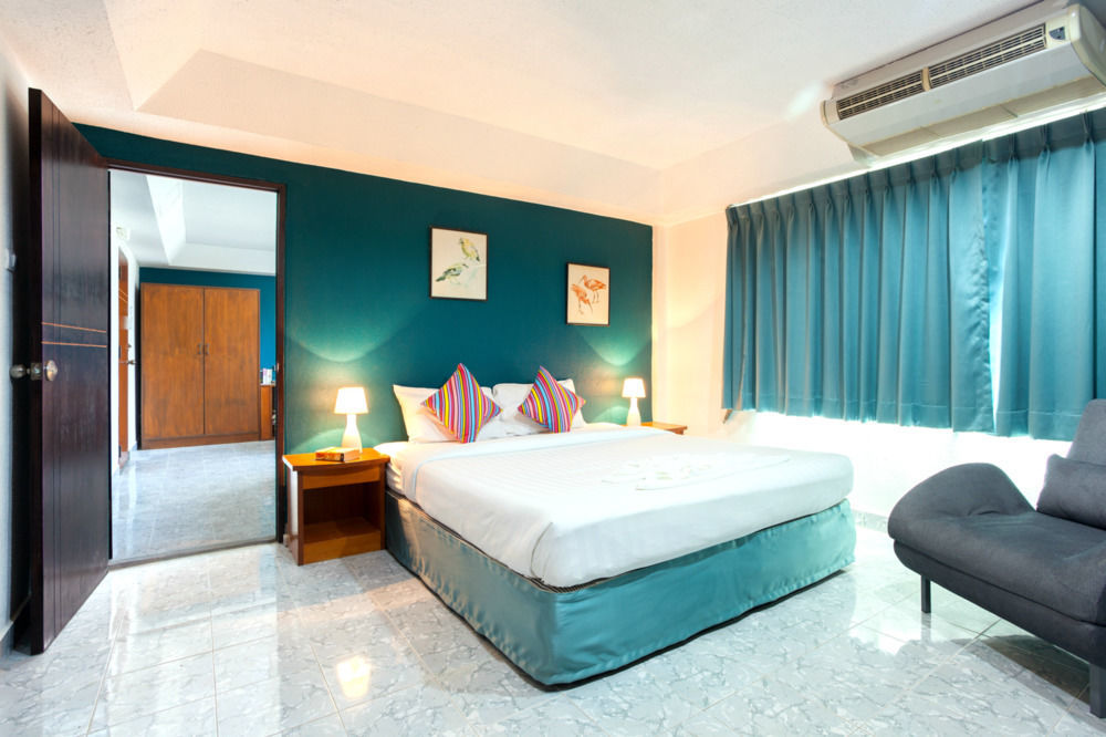 Simple Boutique Seabreeze Hotel Patong Ngoại thất bức ảnh