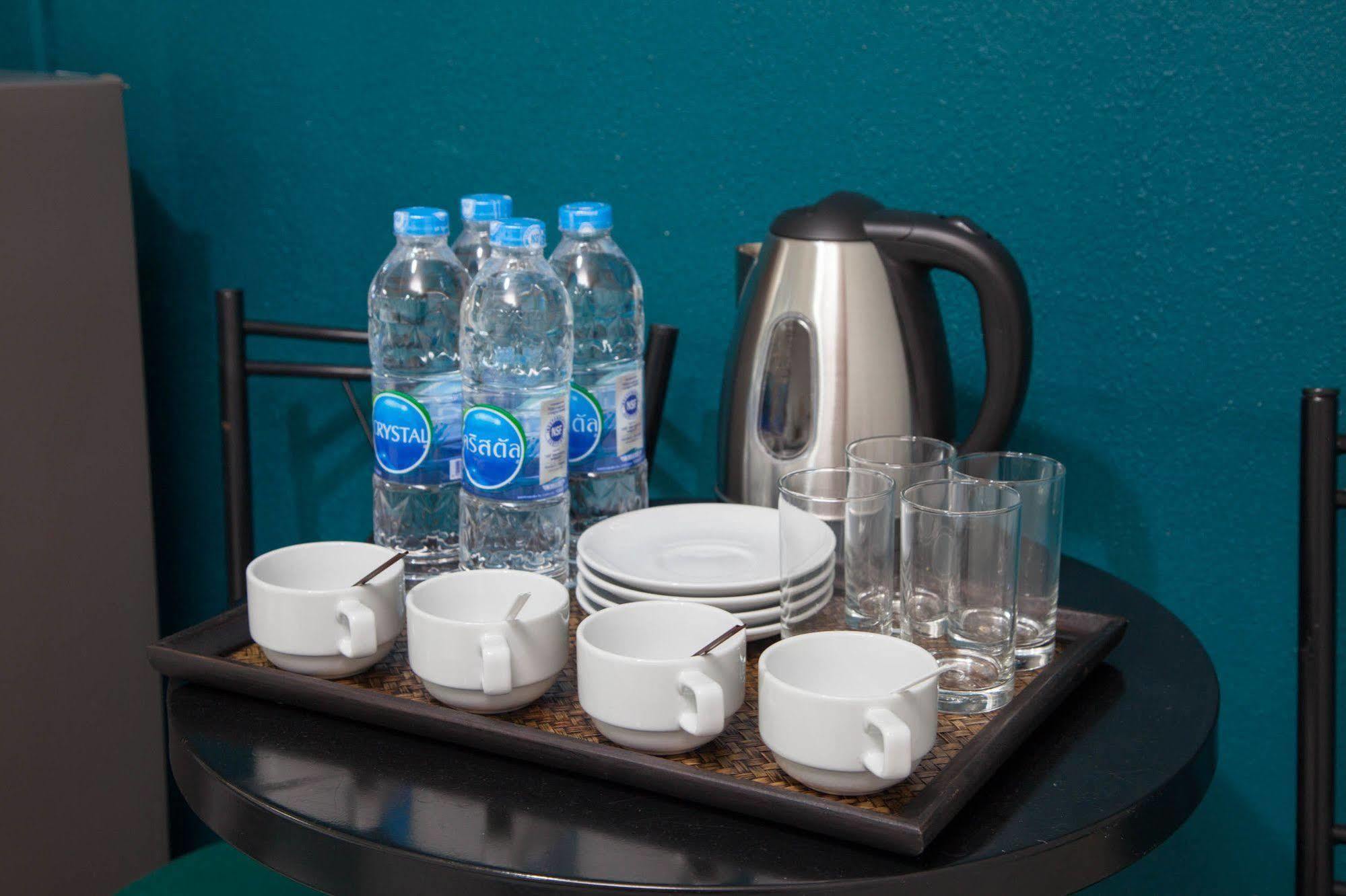 Simple Boutique Seabreeze Hotel Patong Ngoại thất bức ảnh