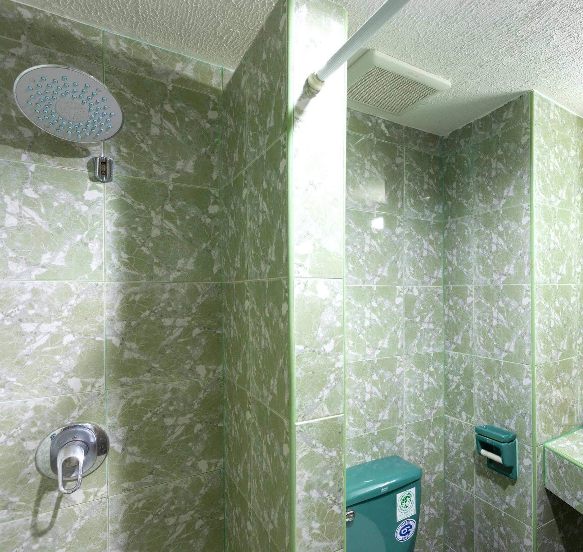 Simple Boutique Seabreeze Hotel Patong Ngoại thất bức ảnh