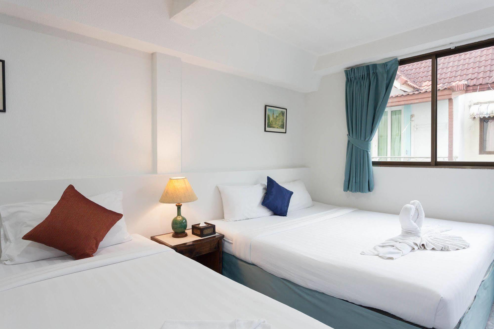 Simple Boutique Seabreeze Hotel Patong Ngoại thất bức ảnh